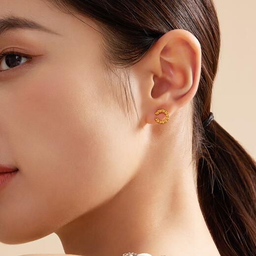 Lukfook Jewelry Gold Stud Ring-Shaped Pure Gold Geometric Earrings Price EFGTBE0003 Approximately 2.09 grams