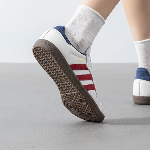 Adidas (adidas) Clover men's shoes and women's shoes 25 summer new SAMBA sneakers fashionable T-toe shoes low top casual couple's shoes IH4881/bright white/victory red/deep indigo 39
