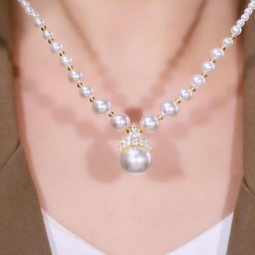 Excellent Pearl Necklace Women's Light Luxury Niche High-Class Clavicle Chain 2025 New Necklace Accessories Pendant Sweater Chain Pearl Color Necklace