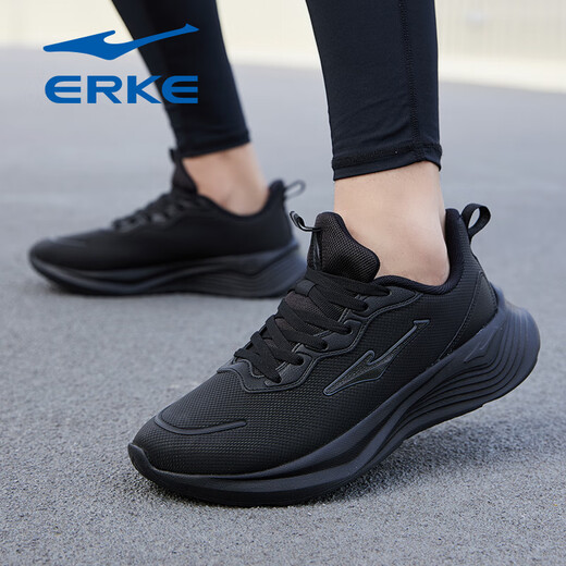 Hongxing Erke (Erke) Chaussures masculines 2025 Nouveau été en maille respirant chaussures de course noires chaussures de papa légères chaussures de papa chaussures de sport sole noire 3523 [3285 surface en cuir] 42