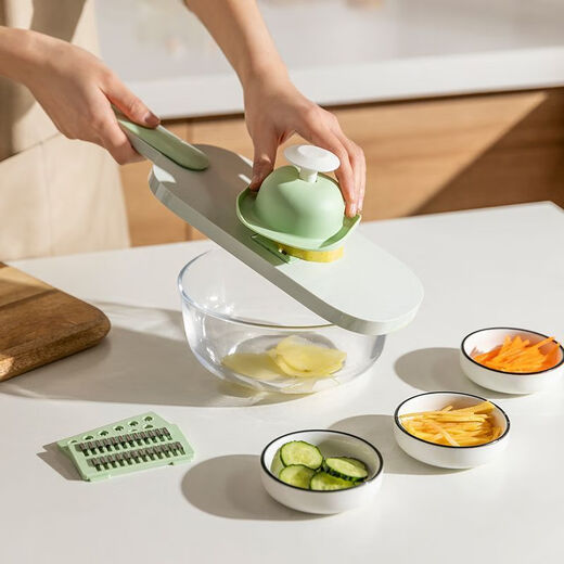 LZJV vegetable cutting artifact potato shred grater grater slicer home kitchen multi-functional thick shredded radish and cucumber transparent green 3 types of 304 blades hand protection artifact