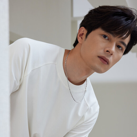 Lukfook Jewelry Platinum 950 Day Chain Platinum Necklace Plain Chain Men's Price L19TBPN0031 50cm-18.00g (including labor cost 1800 yuan)