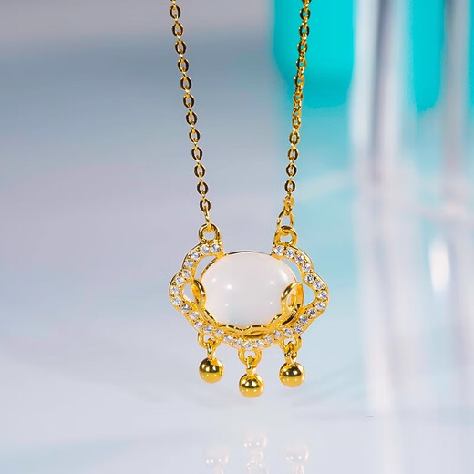 Ticify light luxury 18K gold retro Chinese style jade Ruyi Xiangyun necklace safe lock versatile clavicle chain for girlfriend gold color 45cm