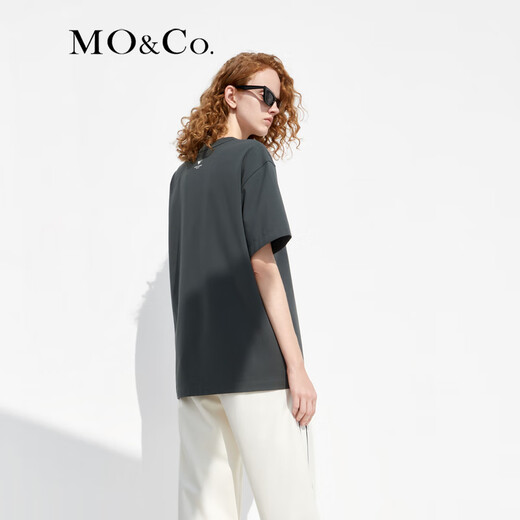 MO&Co.爱心印花圆领短袖宽松纯棉T恤美式复古上衣上装基础黑白灰 古堡灰色 S 160