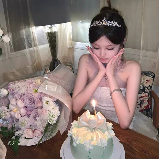 Jingli Jingda Crown Tiara for Women High-end 2025 Bridal Crown Goddess Hair Accessories Birthday Gift for Women Exquisite, High-Grade and Practical Flower Sparkling Diamond Zircon Crown High-end Gift Box