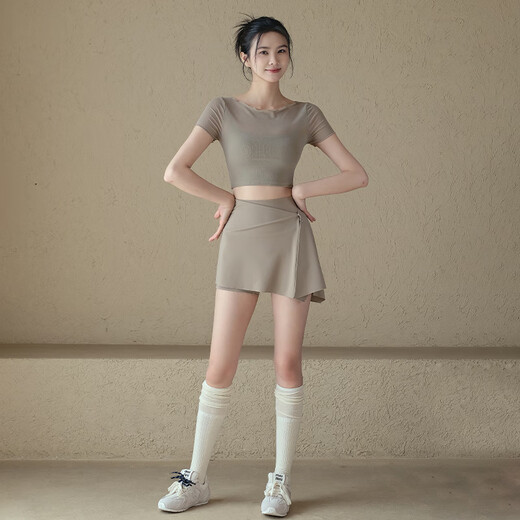 LULUUVTTOH new spring and summer yoga wear women's sports tops with chest pads short-sleeved T-shirt running Pilates training fitness wear almond color fixed cup M (recommended 95-110Jin Jin equals 0.5 kg)