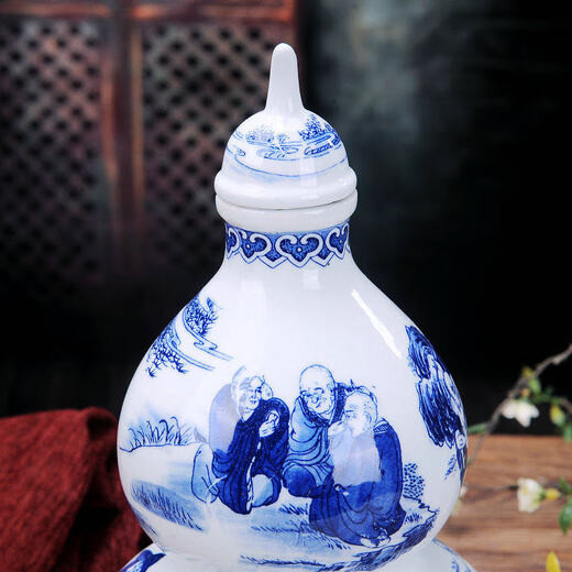 2Jin Jin is equal to 0.5kg 3Jin Jin is equal to 0.5kg 5Jin Jin is equal to 0.5kg Wine bottle blue and white character gourd ceramic Jingdezhen homemade medicinal wine wine jar wine jar piggy bank wine pot 3Jin Jin is equal to 0.5kg