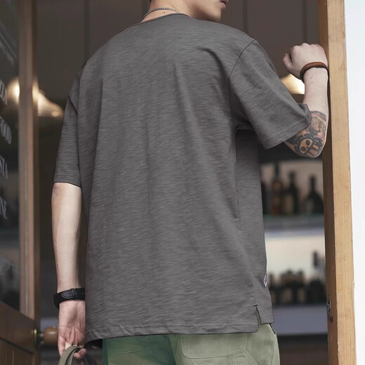 
KAZUKI KURAISHI KURAISHI Trendy Brand Henry Shirt Short Sleeve Men's Summer 2025 New versatile and fashionable simple loose casual top Dark gray XL Suitable for 145-160Jin [Jin equals 0.5 kg]