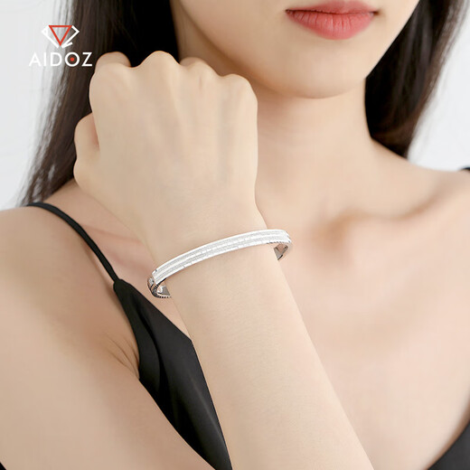 Aido Diamond Platinum Bracelet Women's Boutique pt950 Platinum Shining Double Sand Carriage Track Wide Surface Perfect Circle Semi-Solid Inner Diameter 54mm Weight 11.00g Width Approximately 3.5mm