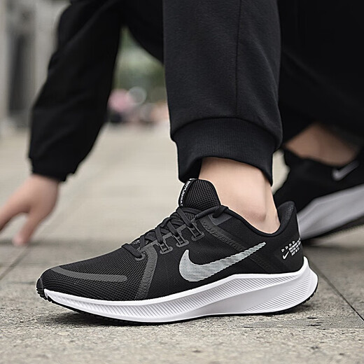 耐克（Nike）跑步鞋男鞋 春夏季新款ins潮时尚运动鞋网面透气气垫缓震休闲鞋 DA1105-006/QUEST 4 44