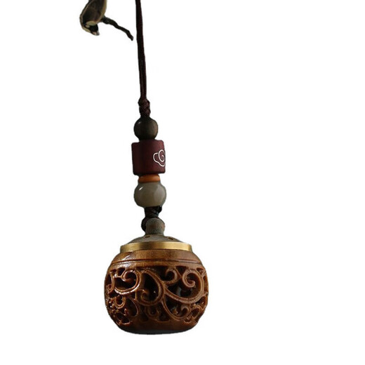 
Green Sandalwood exquisite hollow mobile phone chain sachet balls hidden fragrance pendant wearing ancient style aromatherapy keychain Green Sandalwood Flower Vine sachet pendant