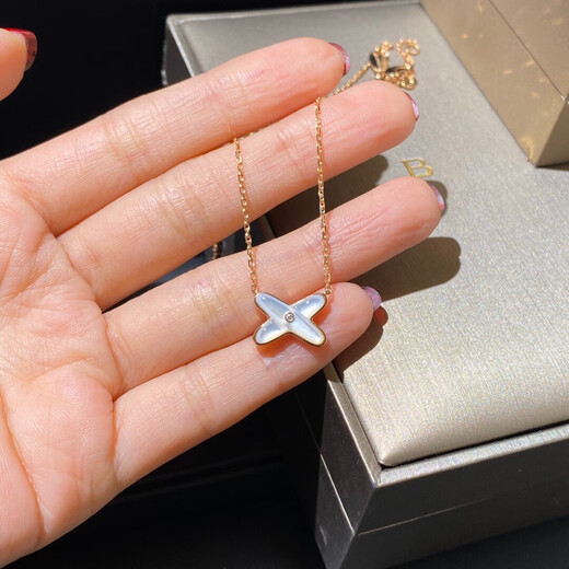 Yadige 18K gold cross necklace women's rose gold clavicle chain pendant white mother-of-pearl full of diamonds real gold jewelry 18k gold white mother-of-pearl - SF Express