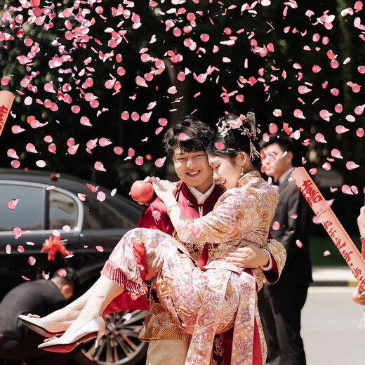
Hip Kissing Leather Wedding Petal Salon Petal Rain Fireworks Supplies Collection of Salon Wedding Petal Spraying Petal Ribbon Ribbon Gift Bottle Cannon Holding the Hand [Red Petal Rain] 60 Models 4
