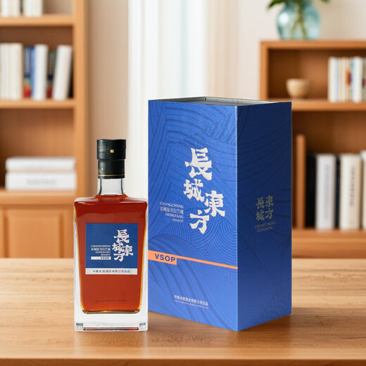 长城东方VSOP白兰地 传统干邑蒸馏法酿造 中粮国产高端洋酒礼盒 700mL 1瓶 单盒装