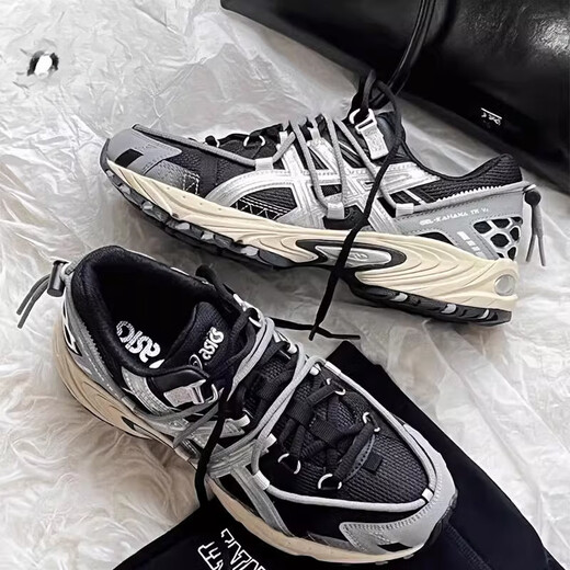亚瑟士（asics）KahanatrV2秋冬男户外复古机能低帮休闲鞋运动鞋女官方旗舰 1203A557-020【黑银色】 42.5