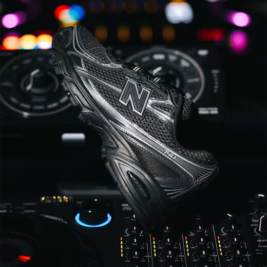 NEW BALANCE IU同款运动25年男鞋女鞋百搭夏季舒适老爹鞋740系列U740BM2 42.5