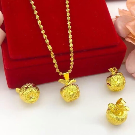 Apple Pendant for Women, Sweet and Versatile Frosted Ping An Fruit Sand Gold Necklace that Will Not Fade for a Long Time Ping An Fruit Necklace Set