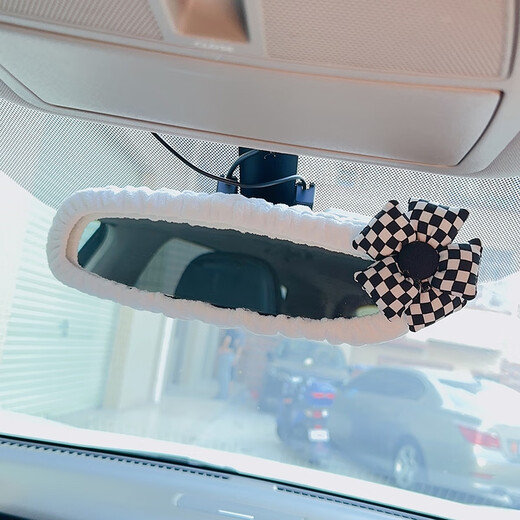 Yusenyi car interior rearview mirror decoration set female creative internet celebrity cartoon cute general car reversing mirror protective cover white rearview mirror cover SpongeBob