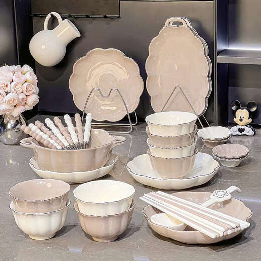Yonghuan bowl set plate tableware rice rice bowl bowl utensil gold pattern 4-6 people food gift box 1355 0 heads
