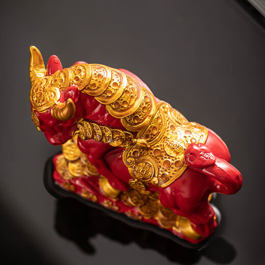 Porcelain brand tea Ox turns color color-changing tea pet ornaments Zodiac tea play tea table creative personality interesting can raise tea table accessories <Battle Cow> Color-changing tea pet