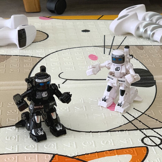Somatosensory remote control battle robot children's interactive black technology double boxing fighting toys black and white combination robot, handheld battery screw, official standard configuration