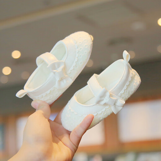 梦伊蓝（MENGYILAN）女婴布鞋2025软底0-3-6月宝宝蝴蝶结绣花学步鞋公主防滑不掉透气 白色圈圈绣花【春秋单鞋GD】 11 内长12.0cm 建议5-9个月