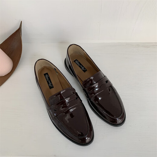 S.Sofea flache Lederschuhe für Frauen vielseitige Loafer Bohnenschuhe Spring S6628-1 Schwarz 36