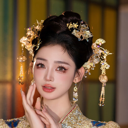 Senyong Xiuhe headdress 2024 new Chinese style bride Xiuhe dress cheongsam dragon and phoenix gown golden step rocker hairpin wedding hair accessories model same style headdress + ear clip