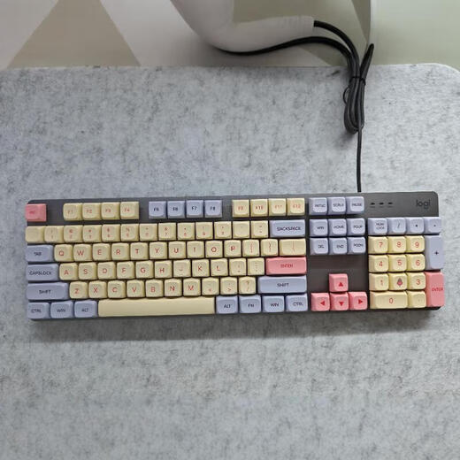 Logitech original K845 K835 Teclado mecánico con cable Eje de té negro de té negro Oficina de computadora de retroiluminación 9 Nuevo o más o menos blanco/blanco Capazón verde