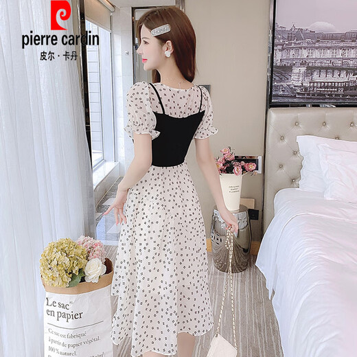 Pierre Cardin 2022 NOUVEAU Été Floral Murffon Fausse Robe à suspension Two-Piece pour femmes Tempérament d'été épissant grande version Jupe féminine 9925 # Couleur d'image S