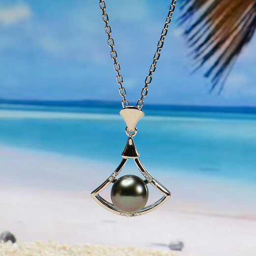 LIGHT MARK Small White Light Selected Seawater Pearl Necklace Small Fan S925 Tahitian Black Pearl Pendant Clavicle Chain 8-9mm