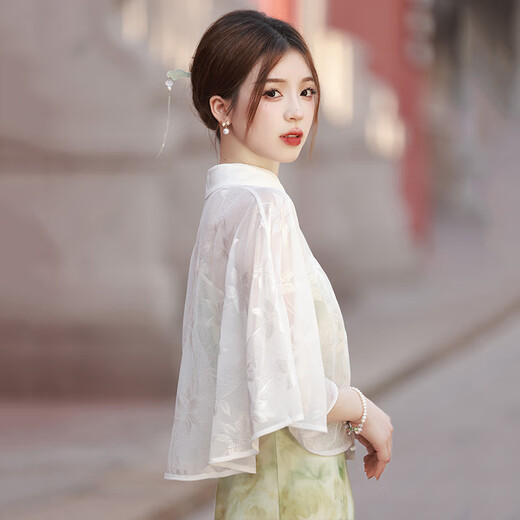 Cheongsam -Schal mit Retro literarisch vielseitigem Mant