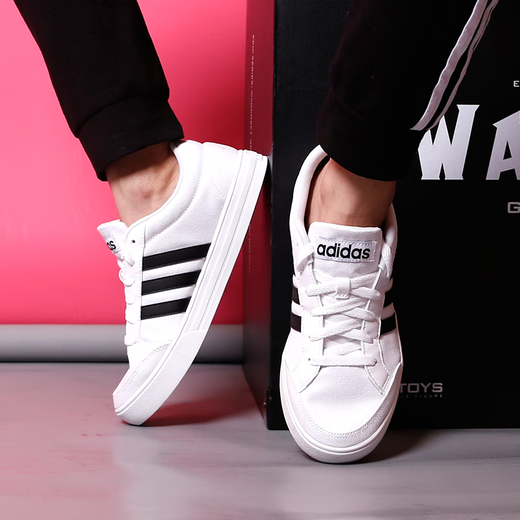 
Adidas VSSET men's low top lightweight and comfortable casual sports shoes AW3889 EH0019 42.5