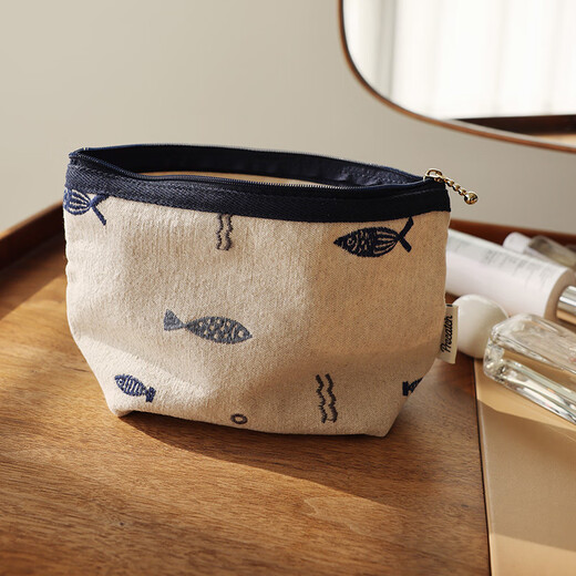 MIUCATCH Embroidered Cosmetic Bag Japanese Simple Storage Bag Travel Portable Zipper Clutch Ethnic Style Liner Bag Embroidered Fish 21*7.5*13.5cm Khaki 1 piece
