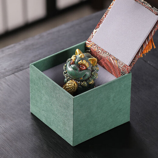 
BOSSY Forbidden City Style Cultural and Creative Stone Lion A pair of good things happens to creative crafts ornaments company personal souvenirs A pair of good things happens to [Bonus] + Base + Gift Box