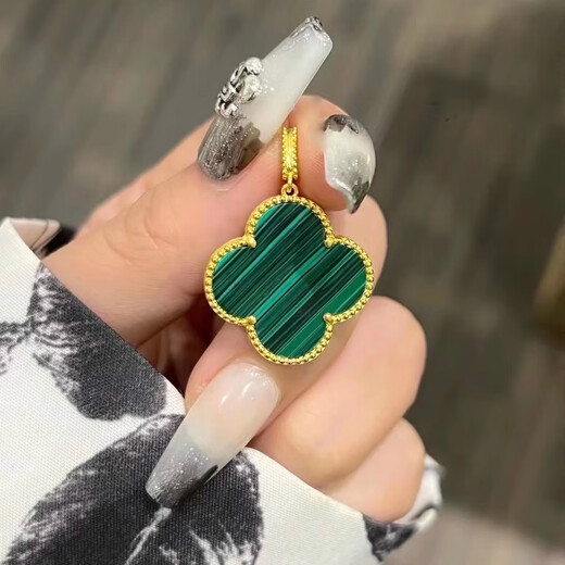 Shienmanbaolu 18K gold four-leaf clover pendant au750 clavicle chain necklace versatile high-end gift for girlfriend Valentine's Day non-mold 18k gold red agate (single pendant) 20mm (if necessary, contact customer service to receive a free chain)