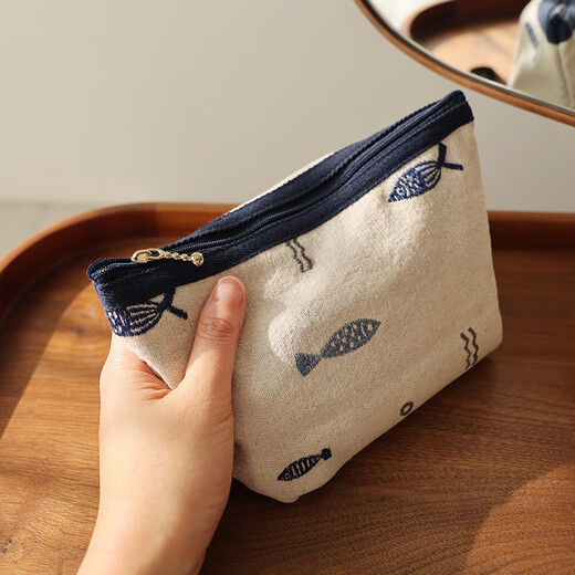 MIUCATCH Embroidered Cosmetic Bag Japanese Simple Storage Bag Travel Portable Zipper Clutch Ethnic Style Liner Bag Embroidered Fish 21*7.5*13.5cm Khaki 1 piece