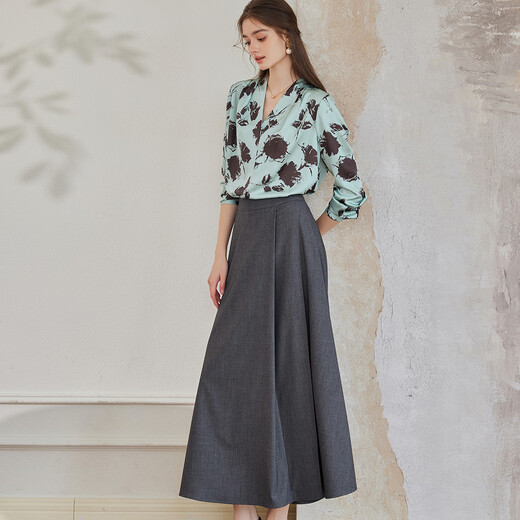 ROEYSHOUSE French V-neck commuter shirt 2025 spring and summer retro shirt satin top 10079 design color M