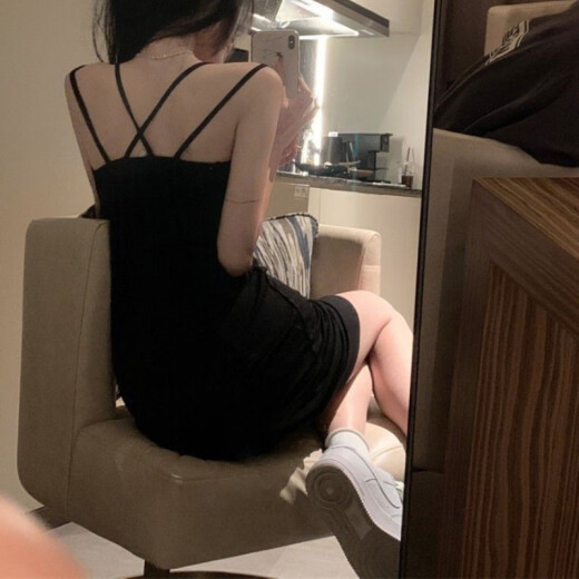 
Lexi Beilu Japanese solid color suspender nightgown with chest pads mid-length style for outdoor wear 686 gray suspender skirt [with removable chest pads] 175 L [recommended 110Jin [Jin equals 0.5 kg]]