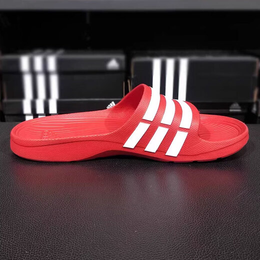 Zapatillas adidas zapatillas para hombres zapatos para mujeres sandalias de playa de verano sandalias transpirables casuales zapatillas de solo disparo gz3774 recomendado para tomar un gran tamaño G15886 rojo 46