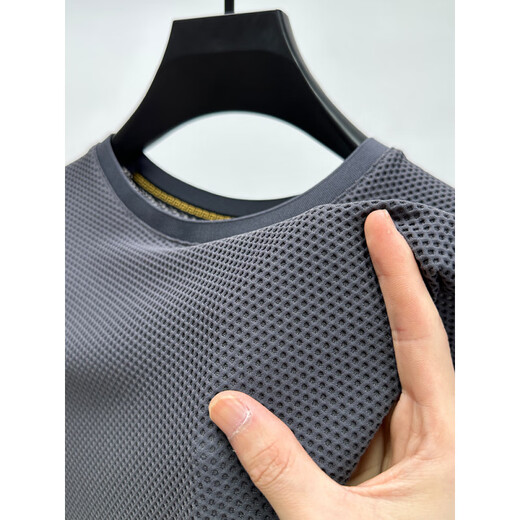 Camiseta de malla de seda de hielo de alta gama clásica para un cuello redondo de manga corta para hombres Sume Sweet Sweet Sweating Sweating Camiseta Camiseta Top D6188 Brown 2XL