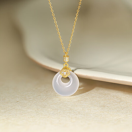 Saturday Fortune (ZLF) S925 silver chalcedony necklace women's safety buckle pendant niche gift for girlfriend's birthday, pendant chain length 40+5cm