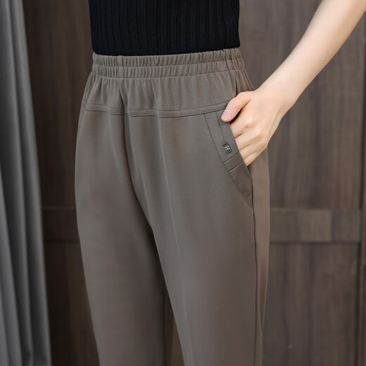 Hosen mittleren Alters und ältere Hose für Frauen 2025 Sommer Mutter Kleid lose Freizeithosen für vielseitige Eisseide hohe Taille Schlähne gerade Hosen 728 Beige 3xl