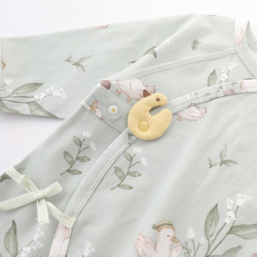 Bali little pig girl onesie in summer long-sleeved thin air-conditioning suit pajamas newborn strap monk suit baby clothes duck travel notes [swallow towel] 59cm