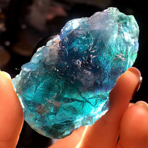 Natural blue-green fluorite rough stone specimen mineral crystal wool material large crystal gravel home accessories ornaments 1585