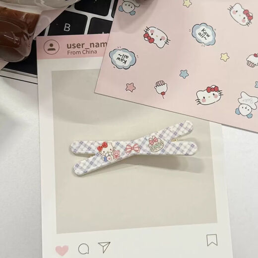 Sweet girly heart KT cat hairpin cute cartoon student bangs clip side clip ins high-looking hairpin hair accessory KT cross hairpin random one