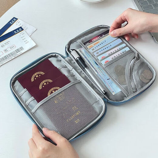 
Passport and wallet integrated overseas storage bag portable travel boarding pass protection case household registration book change card large light blue/multi-point grid/large capacity