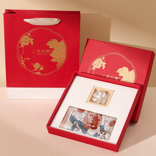 
Shanghai Story Silk Scarf Brooch Gift Box 100% Mulberry Silk Small Square Scarf for Girlfriend Practical Birthday Gift Teacher's Day Red