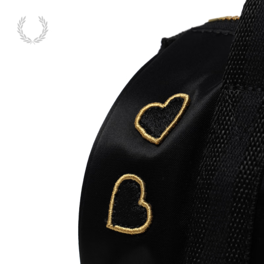 Fred Perry.Amy联名款女士休闲包2025夏麦穗爱心单肩手提包L9265 BKX/黑色