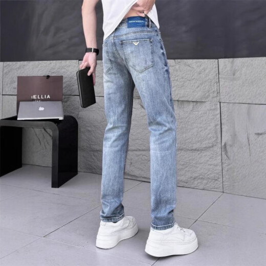 EMPORIO ARMANI Marca de alta gama Armani High-End Light Luxury Trend 2025 Spring and Summer New Men's Jeans Versión europea Slim Small Gray 6227-Ajhh 36